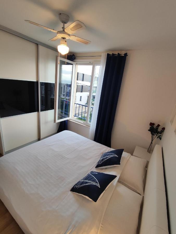 Beach Pearl Apartment Спліт Екстер'єр фото