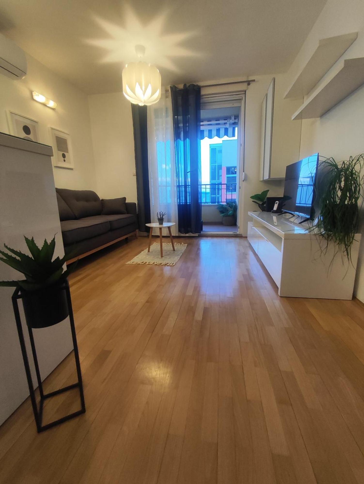 Beach Pearl Apartment Спліт Екстер'єр фото